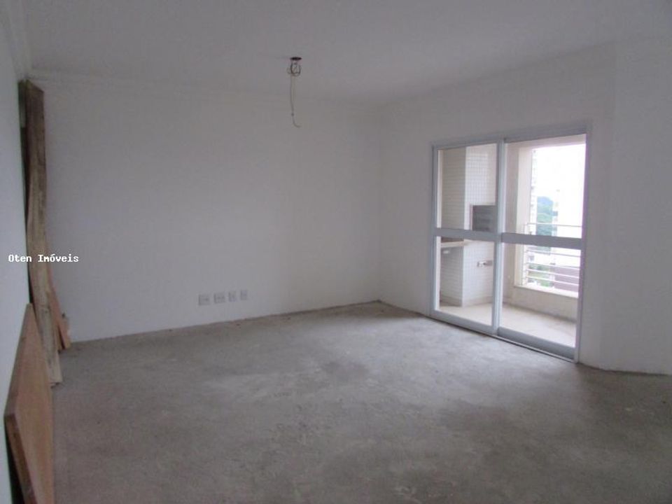 Apartamento, 3 quartos, 187 m² - Foto 1