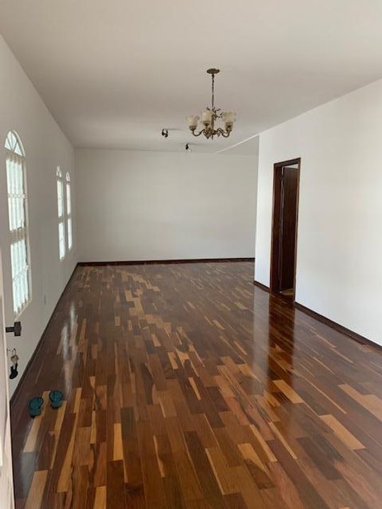 Casa, 3 quartos, 210 m² - Foto 5