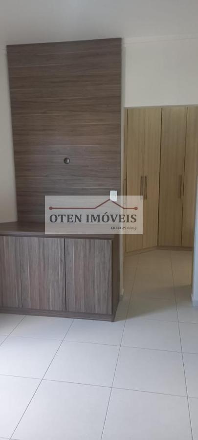 Casa, 4 quartos, 240 m² - Foto 32