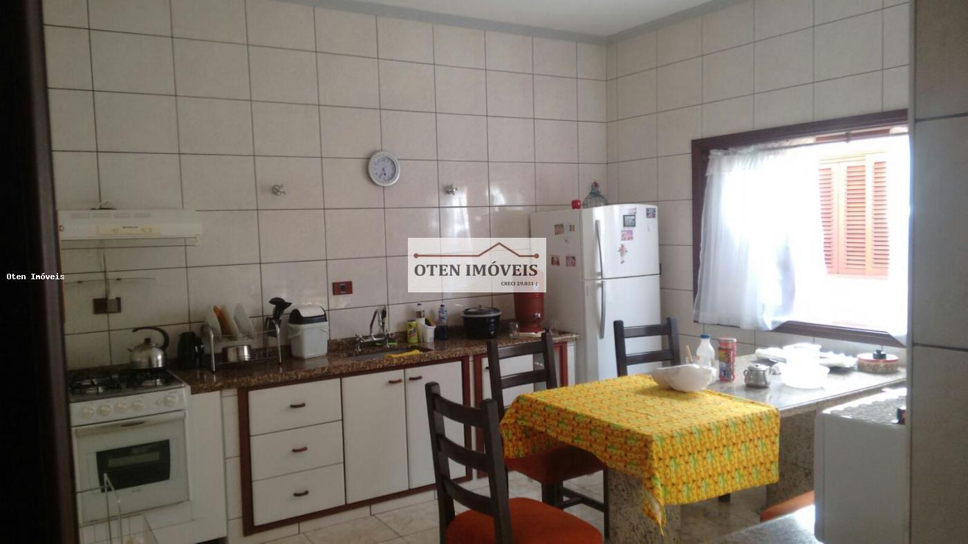 Casa, 3 quartos, 340 m² - Foto 4