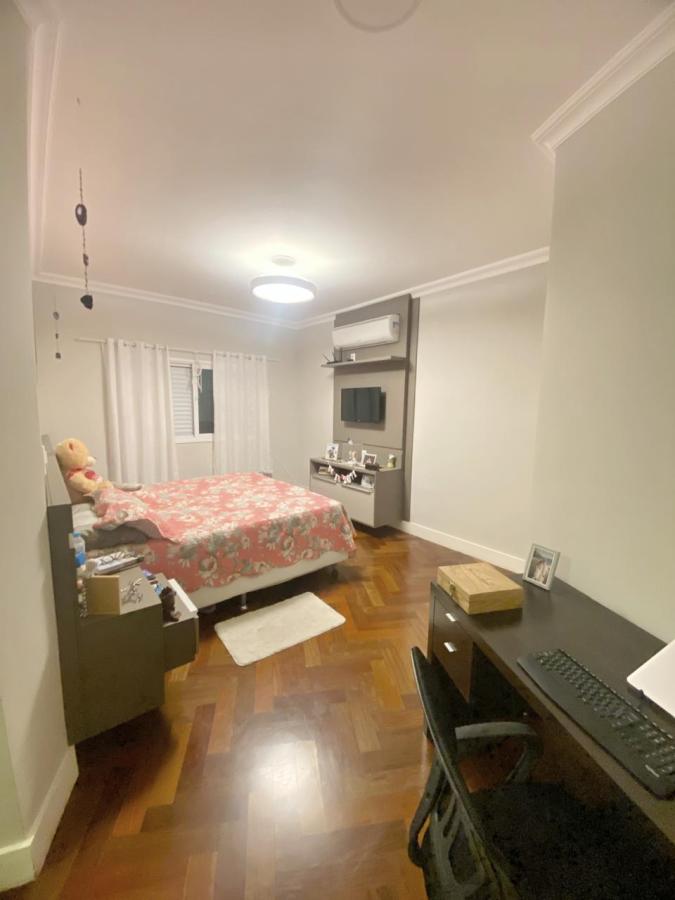 Casa, 4 quartos, 340 m² - Foto 9