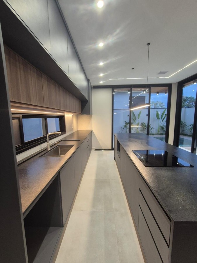 Casa de Condomínio, 4 quartos - Foto 1