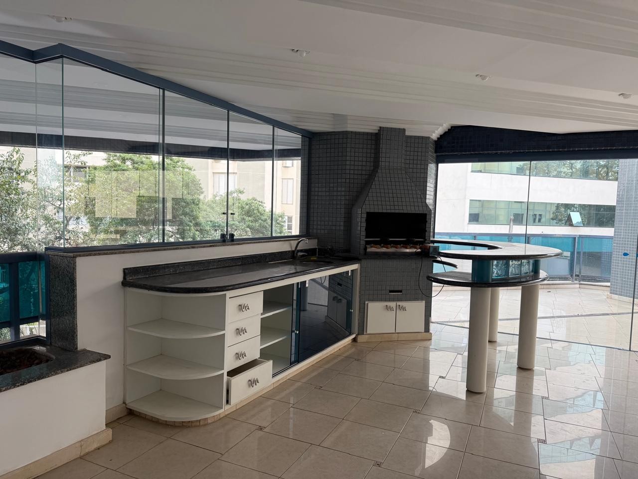 Apartamento, 4 quartos - Foto 1