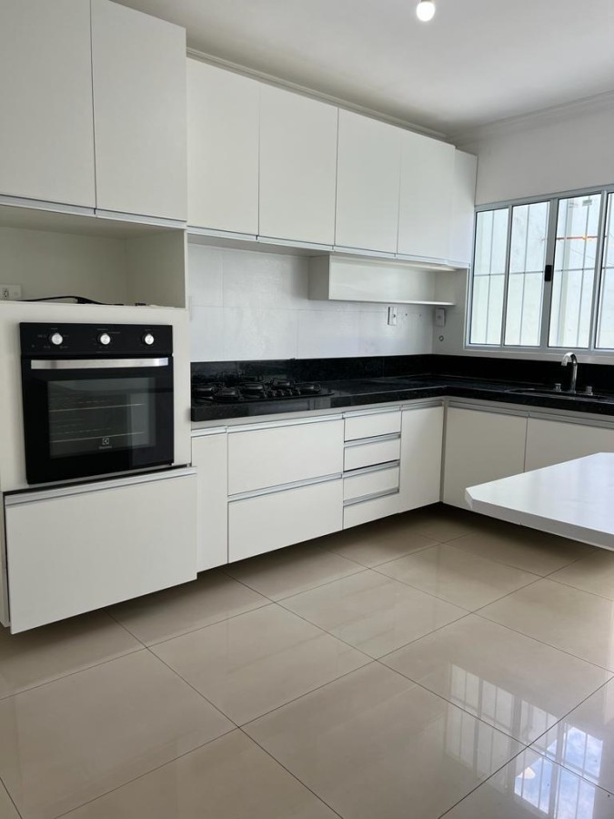 Casa, 3 quartos, 105 m² - Foto 1