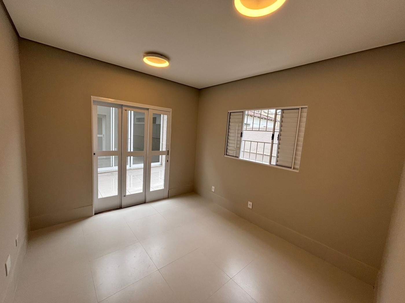 Prédio Inteiro - Foto 12