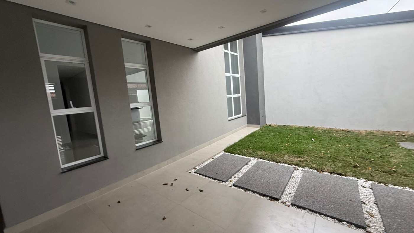 Casa, 3 quartos, 158 m² - Foto 3