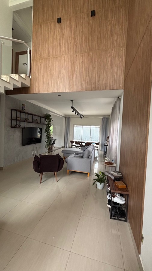 Casa, 3 quartos, 206 m² - Foto 4